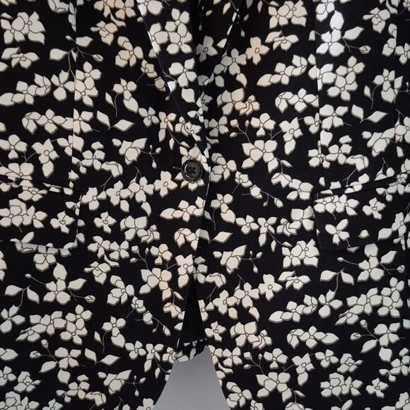 Banana Republic Floral black and white blazer Size 8 NWT - Picture 4 of 11